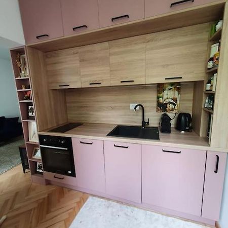Spacious And Quiet 1Br Apartment In Floreasca บูคาเรสต์ ภายนอก รูปภาพ